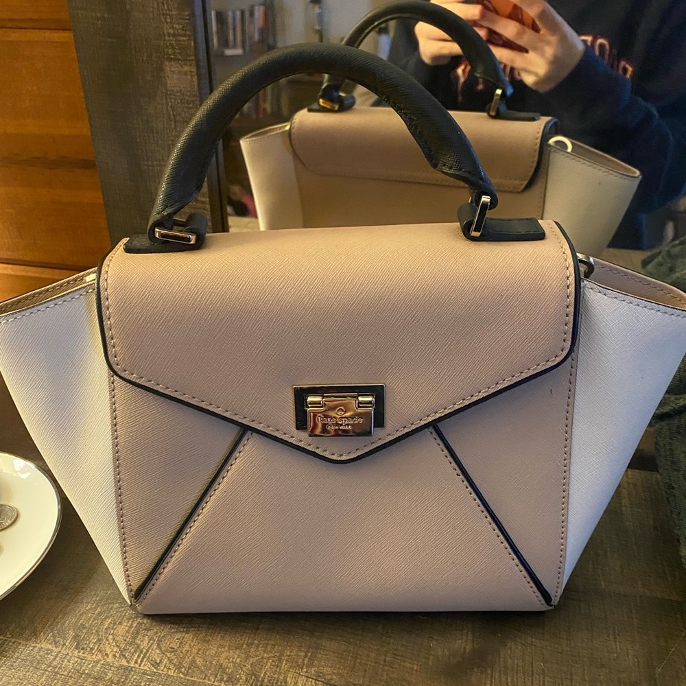 Kate Spade bag with crossbody strap
